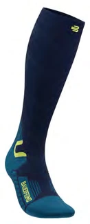 BAUERFEIND Ski Touring Compression Socks – Freigestellte Magazin-Produktansicht: BAUERFEIND Ski Touring Compression Socks, Skitourensocke